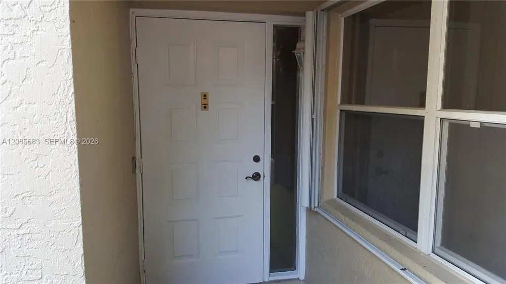 1421 NW 123rd Ter #1421 Pembroke Pines, FL 33026