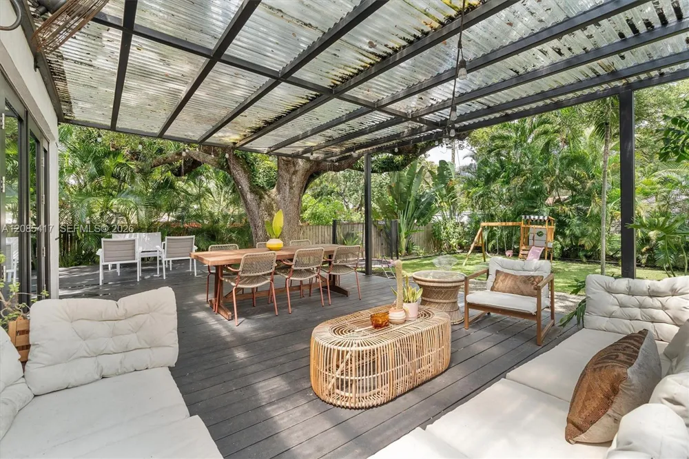 151 NE 88th St El Portal, FL 33138