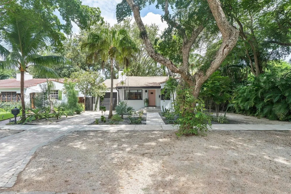 151 NE 88th St El Portal, FL 33138