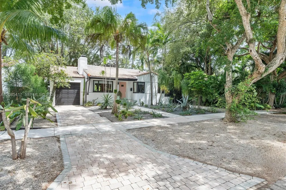 151 NE 88th St El Portal, FL 33138