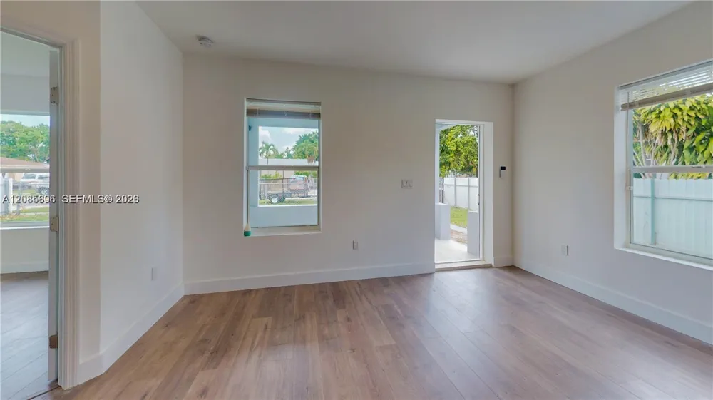 511 SE 2nd Street Hialeah, FL 33010