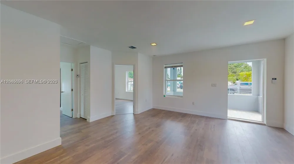 511 SE 2nd Street Hialeah, FL 33010