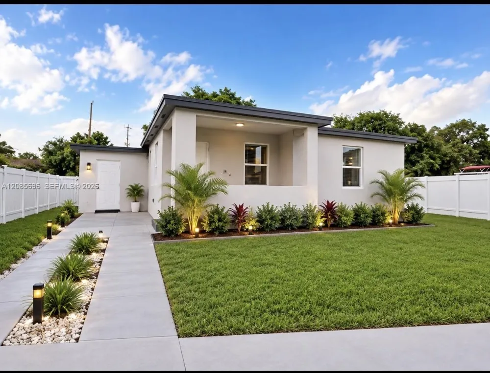 511 SE 2nd Street Hialeah, FL 33010