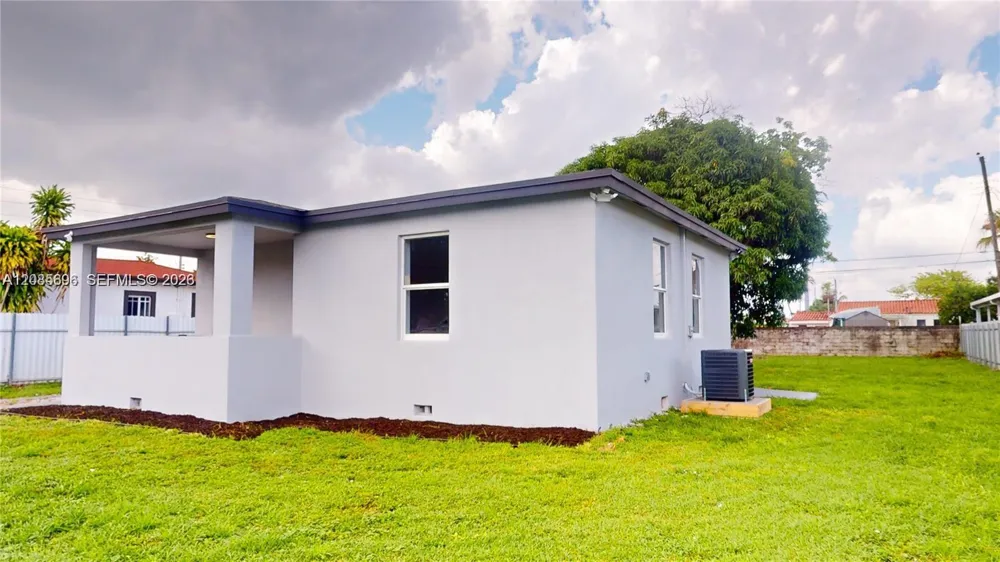 511 SE 2nd Street Hialeah, FL 33010