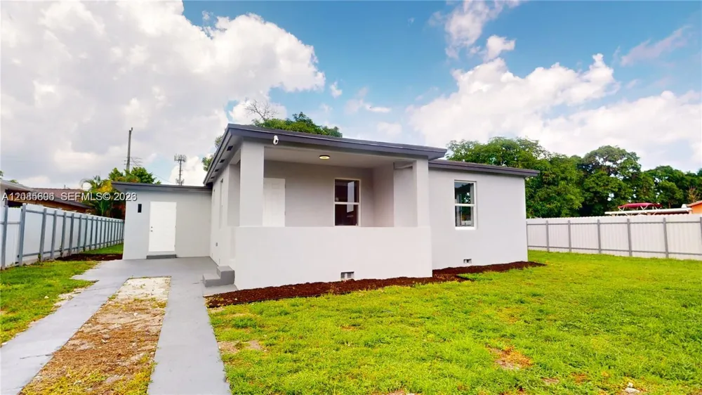 511 SE 2nd Street Hialeah, FL 33010