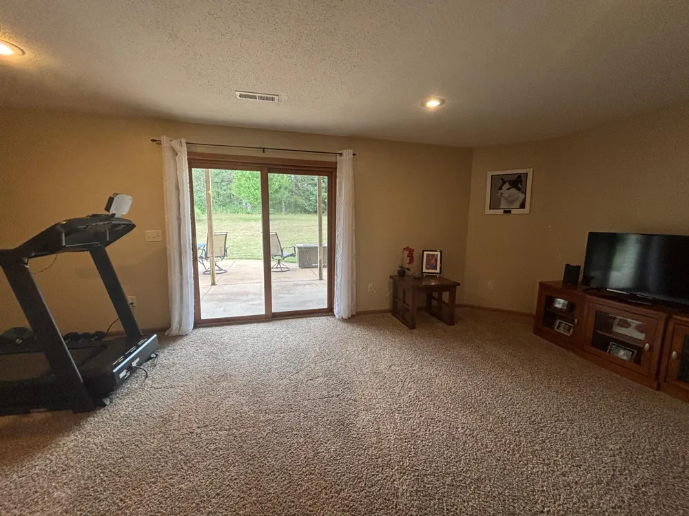 855 Bauer Avenue Eau Claire, WI 54703