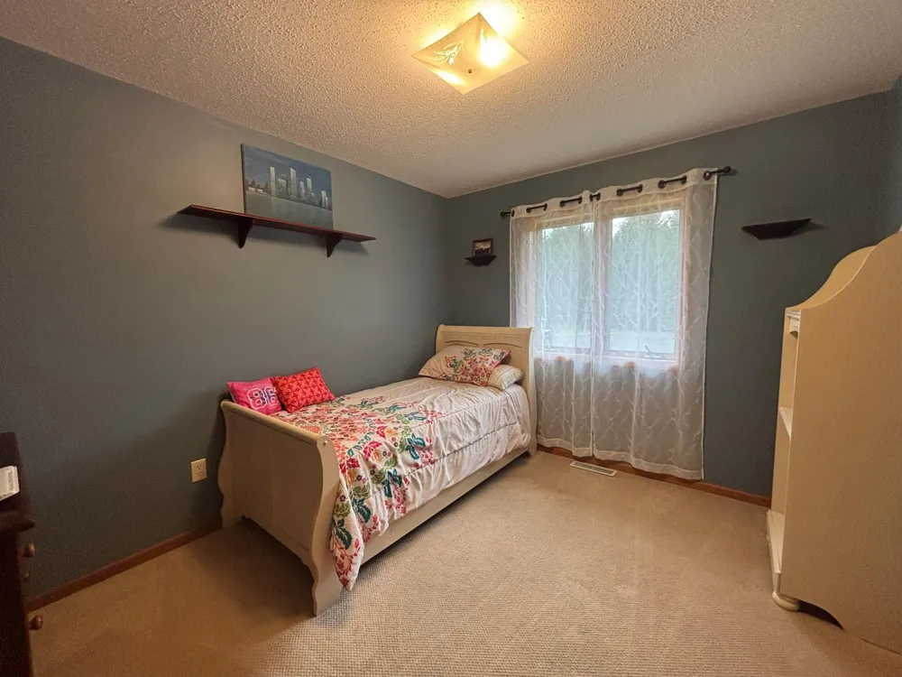 855 Bauer Avenue Eau Claire, WI 54703