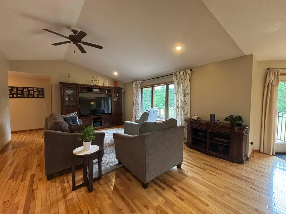 855 Bauer Avenue Eau Claire, WI 54703