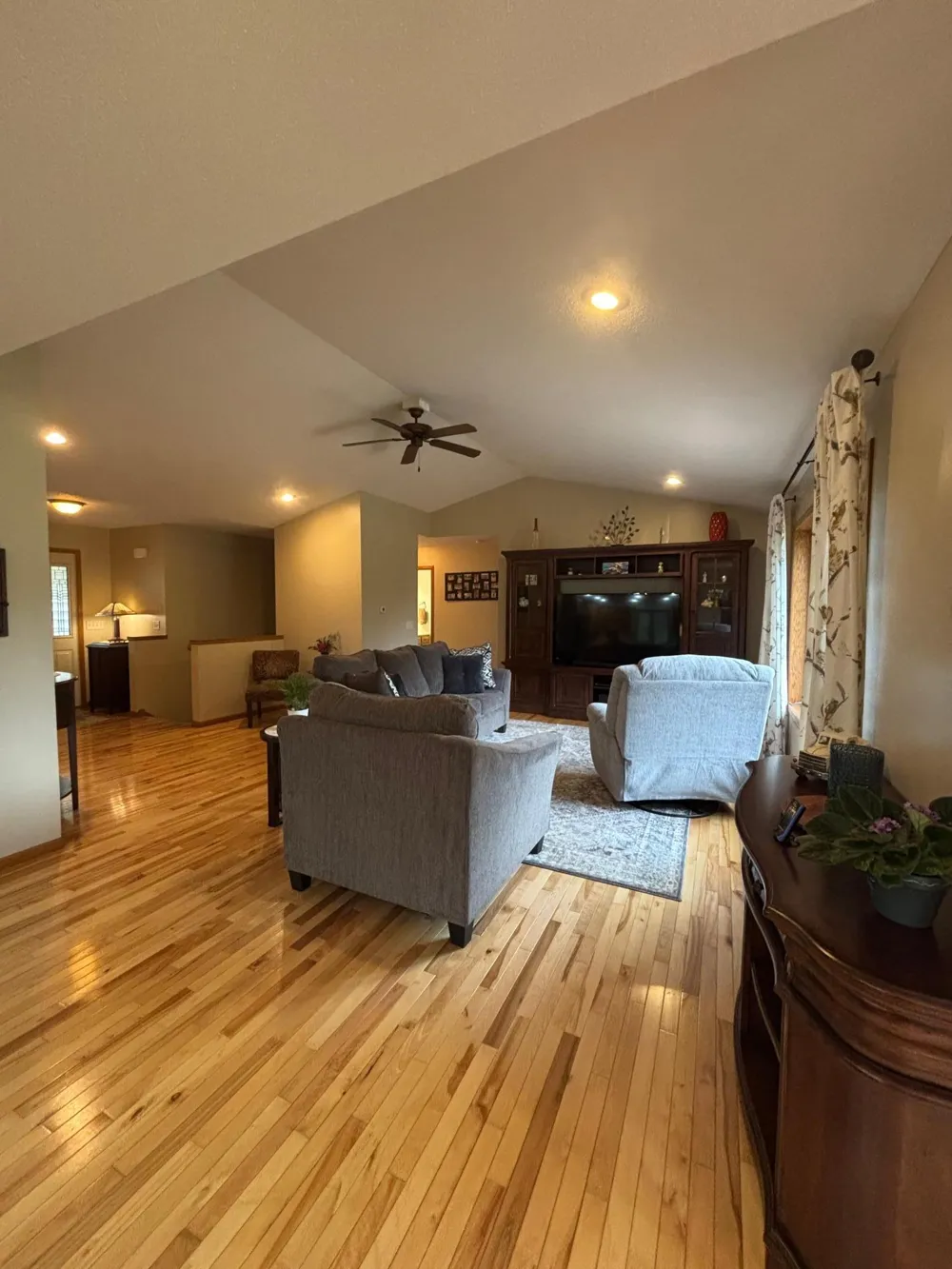 855 Bauer Avenue Eau Claire, WI 54703