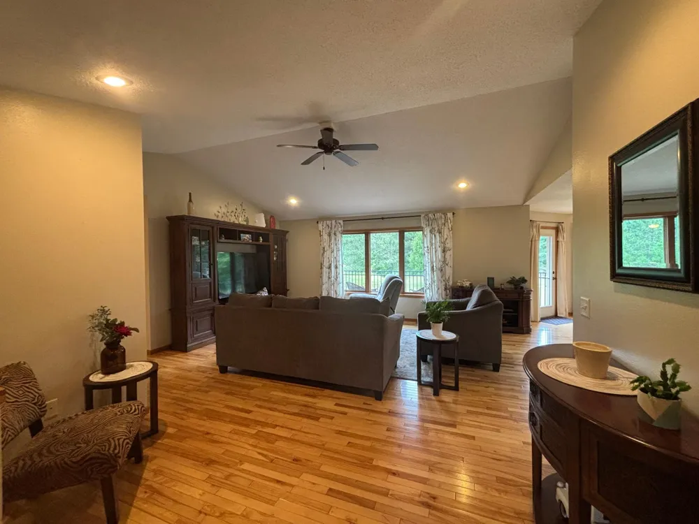 855 Bauer Avenue Eau Claire, WI 54703