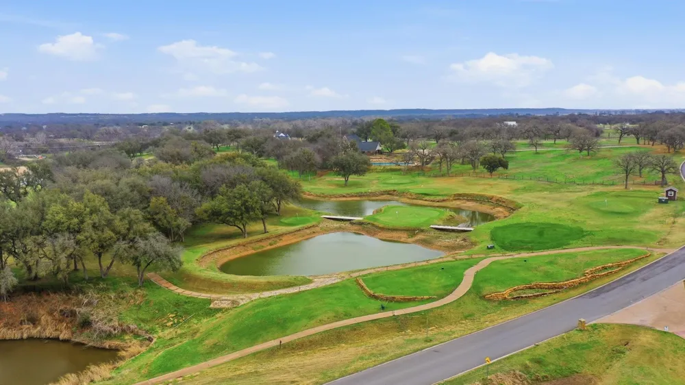 101 Lakeside Drive Lipan, TX 76462