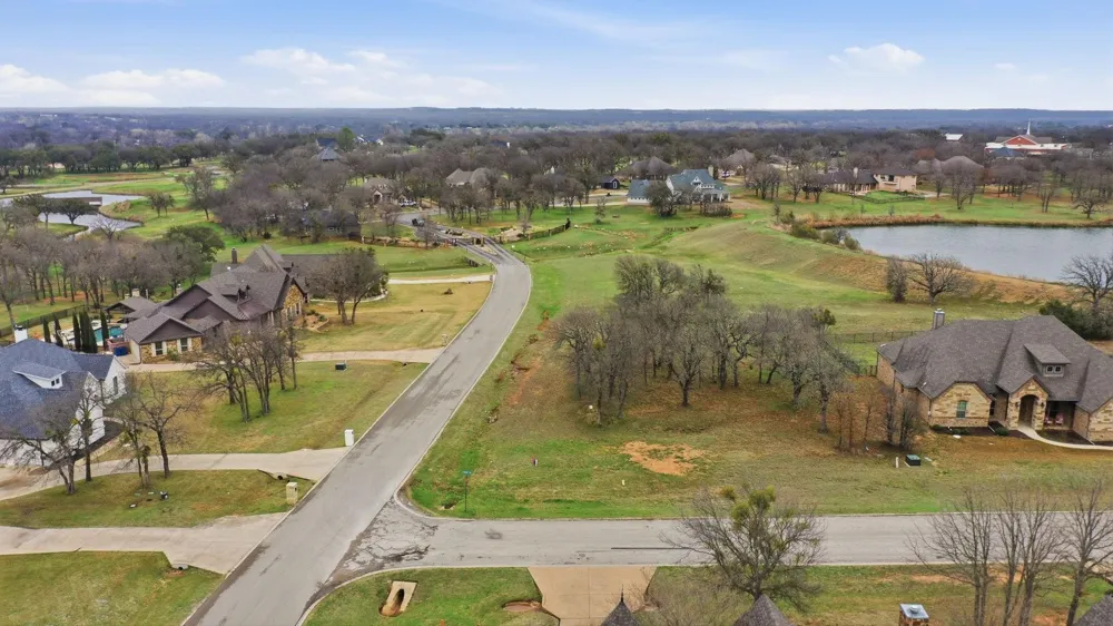 101 Lakeside Drive Lipan, TX 76462