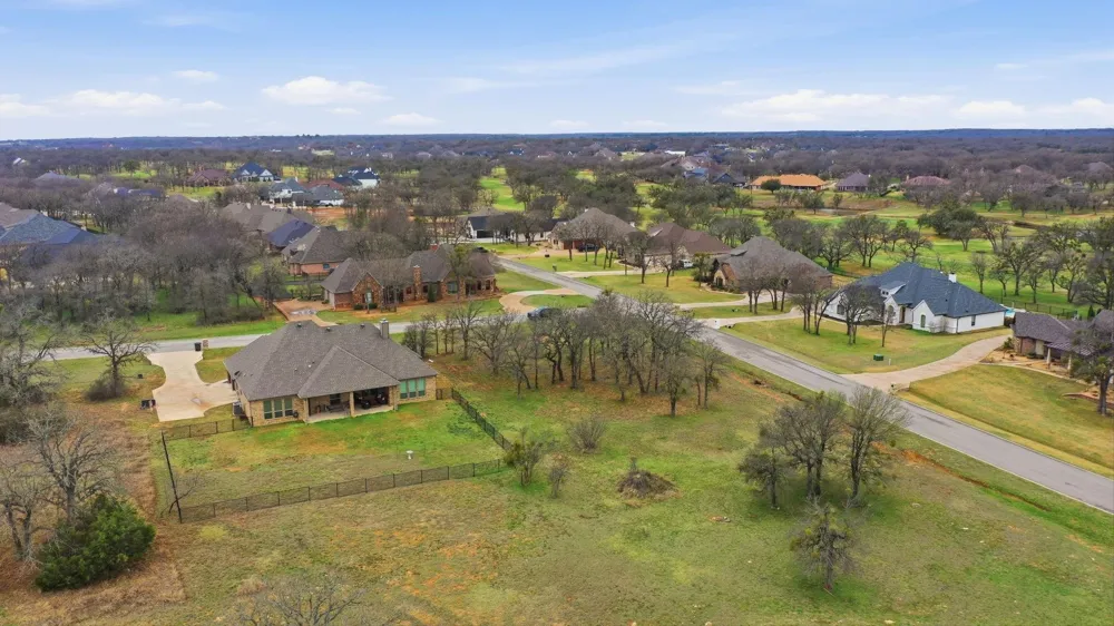 101 Lakeside Drive Lipan, TX 76462