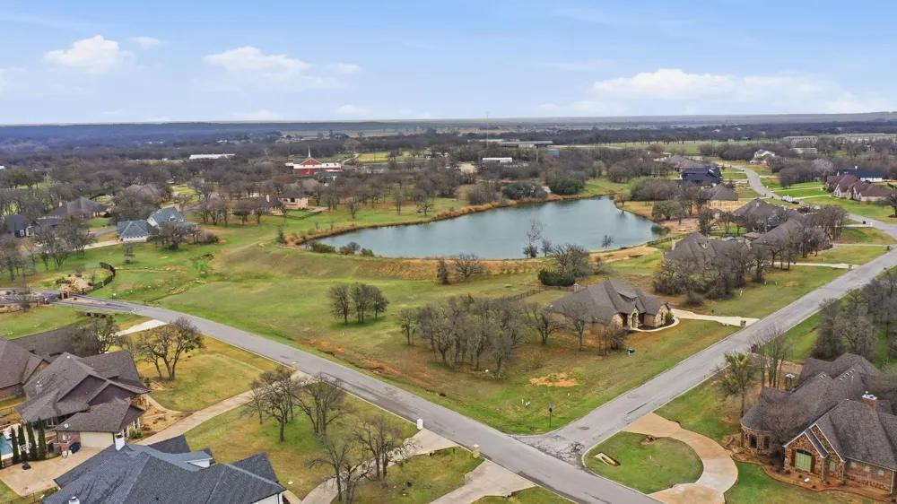 101 Lakeside Drive Lipan, TX 76462