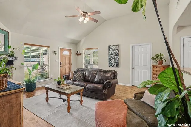 2092 STALLION SPRINGS DR Fischer, TX 78623