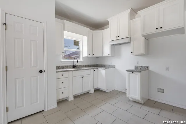 937 Avenue C Eagle Pass, TX 78852