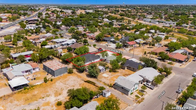 937 Avenue C Eagle Pass, TX 78852
