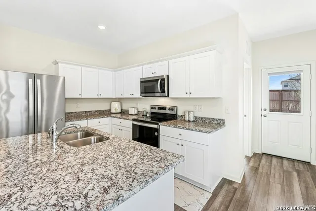 5330 Flying Hooves San Antonio, TX 78222