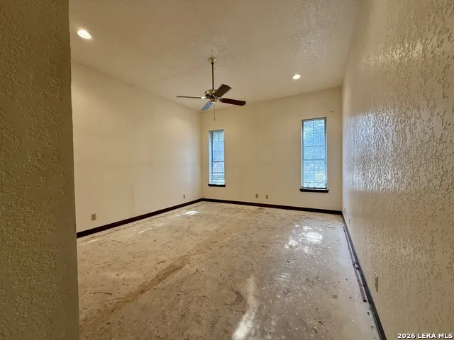21210 Forest Waters Cir Garden Ridge, TX 78266