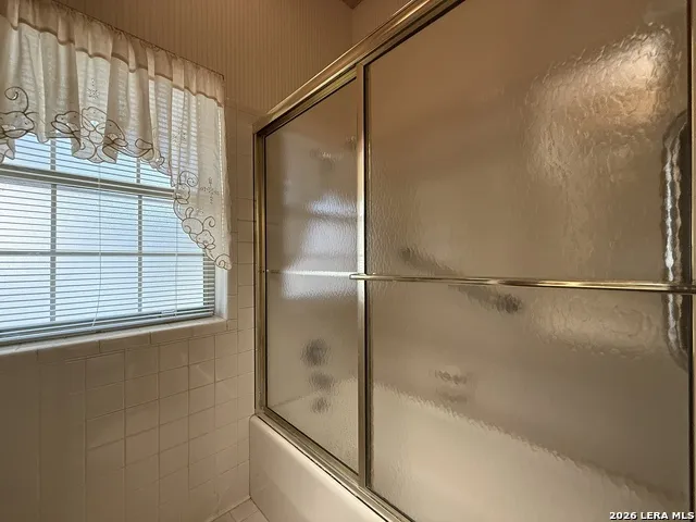 21210 Forest Waters Cir Garden Ridge, TX 78266