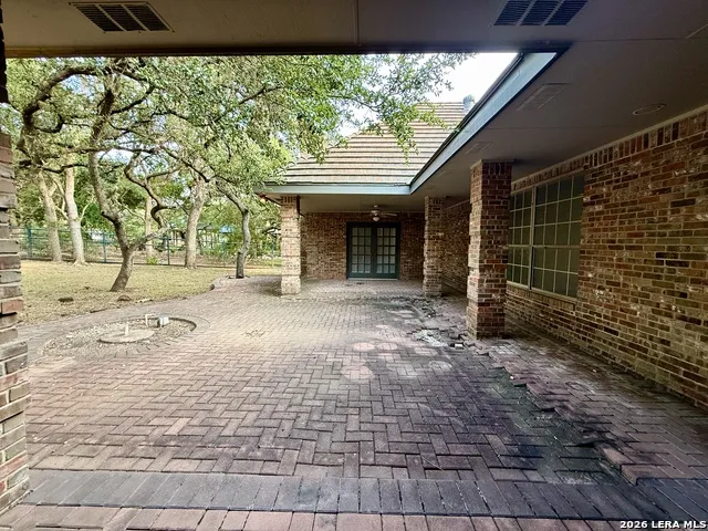 21210 Forest Waters Cir Garden Ridge, TX 78266