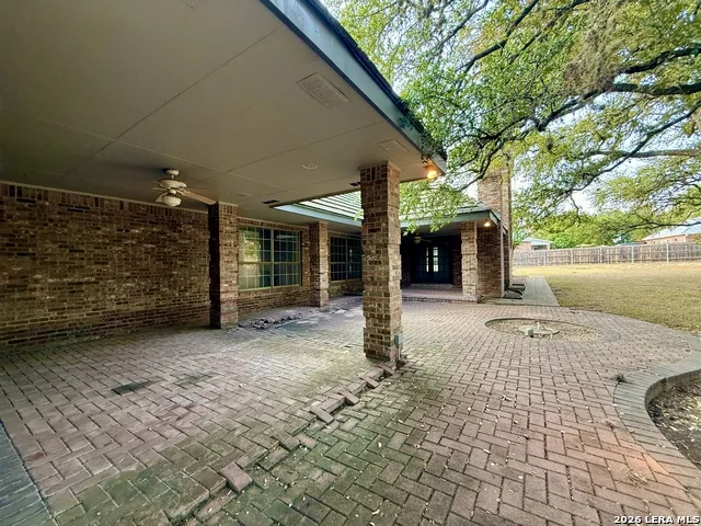 21210 Forest Waters Cir Garden Ridge, TX 78266