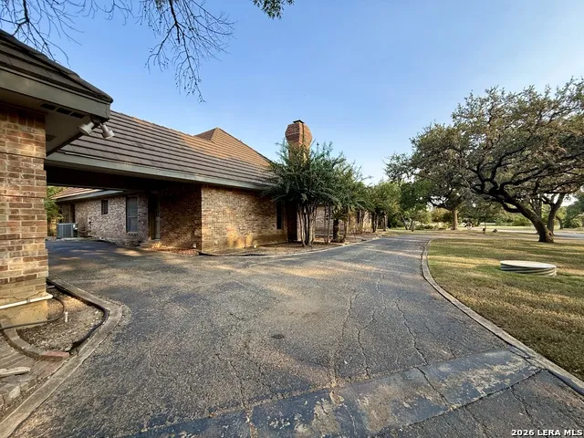 21210 Forest Waters Cir Garden Ridge, TX 78266