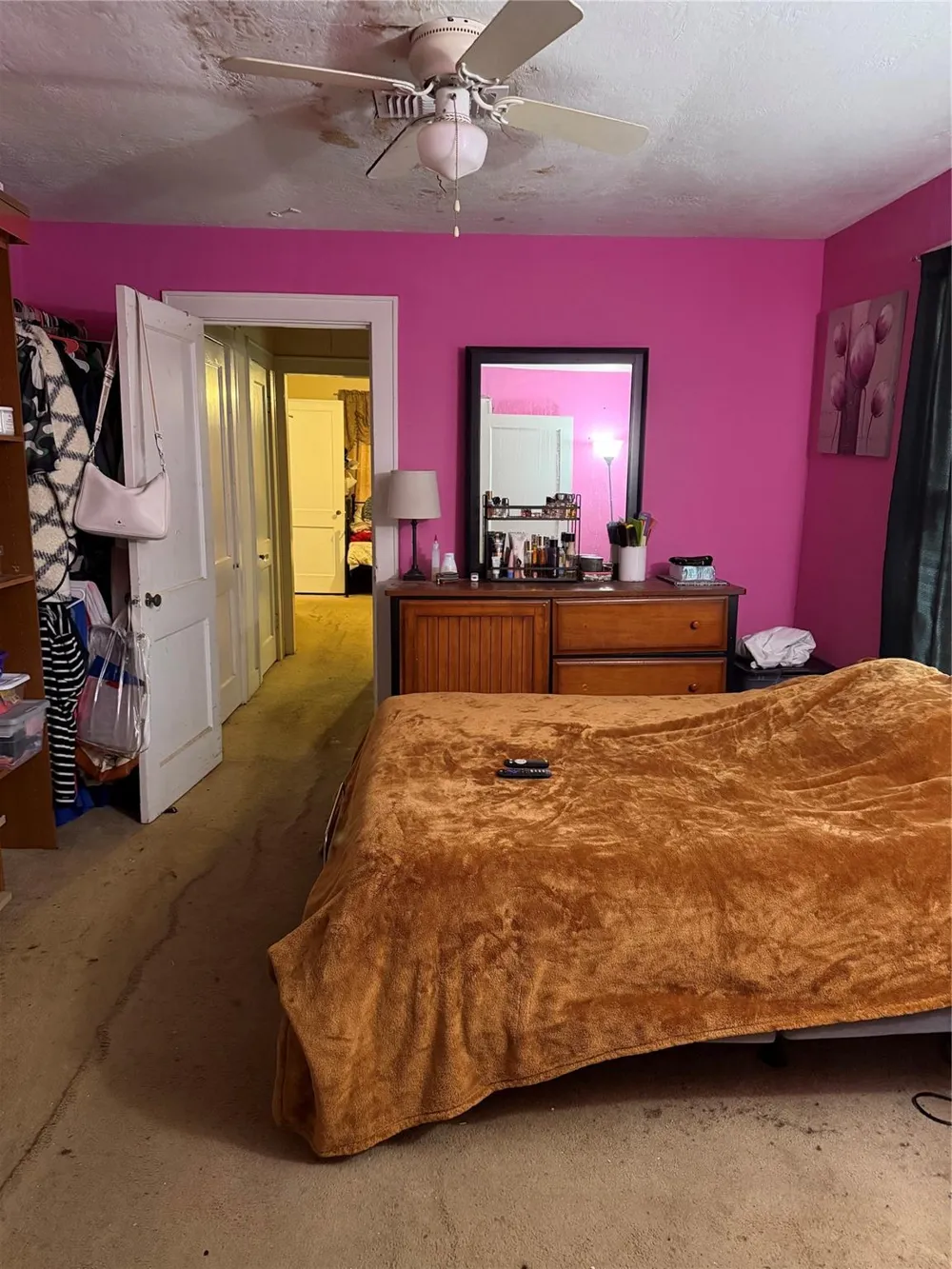 6211 Los Angeles Street Houston, TX 77026