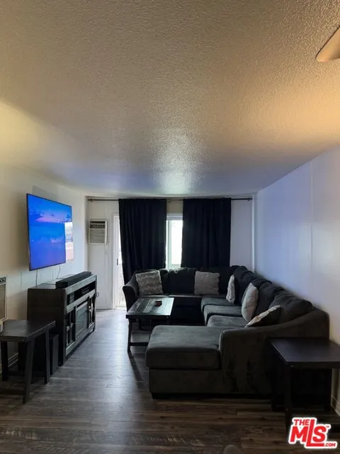 5585 E Pacific Coast Hwy