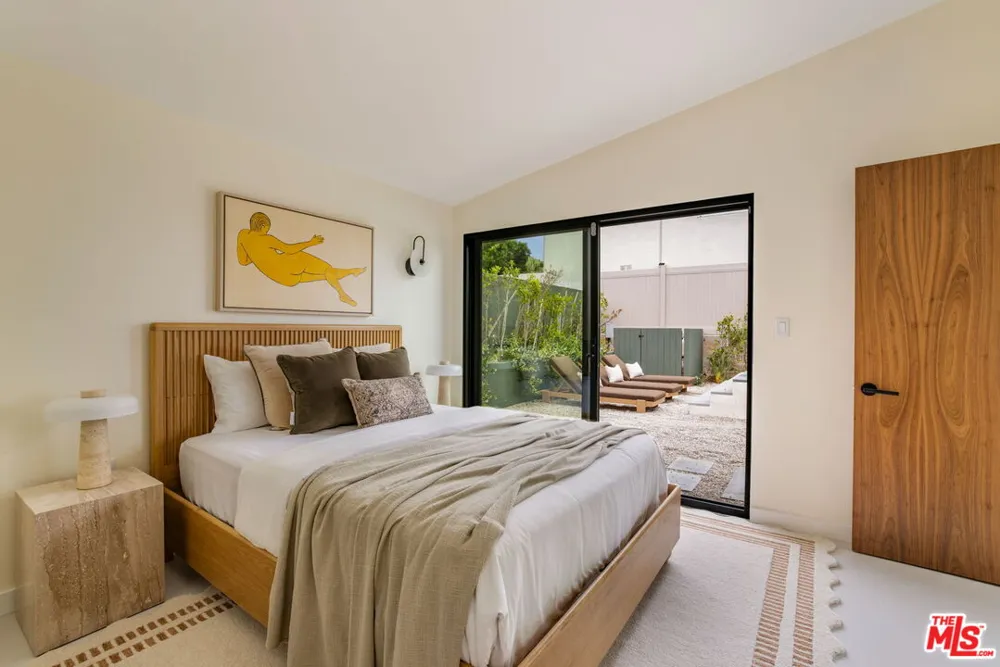3748 Seahorn Drive Malibu, CA 90265