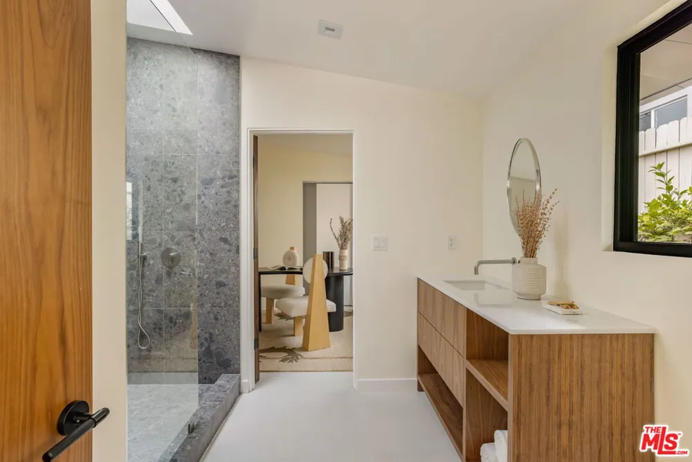 3748 Seahorn Drive Malibu, CA 90265