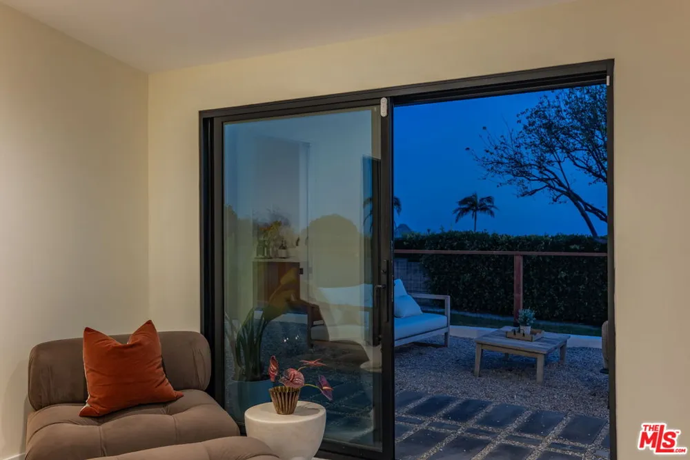 3748 Seahorn Drive Malibu, CA 90265