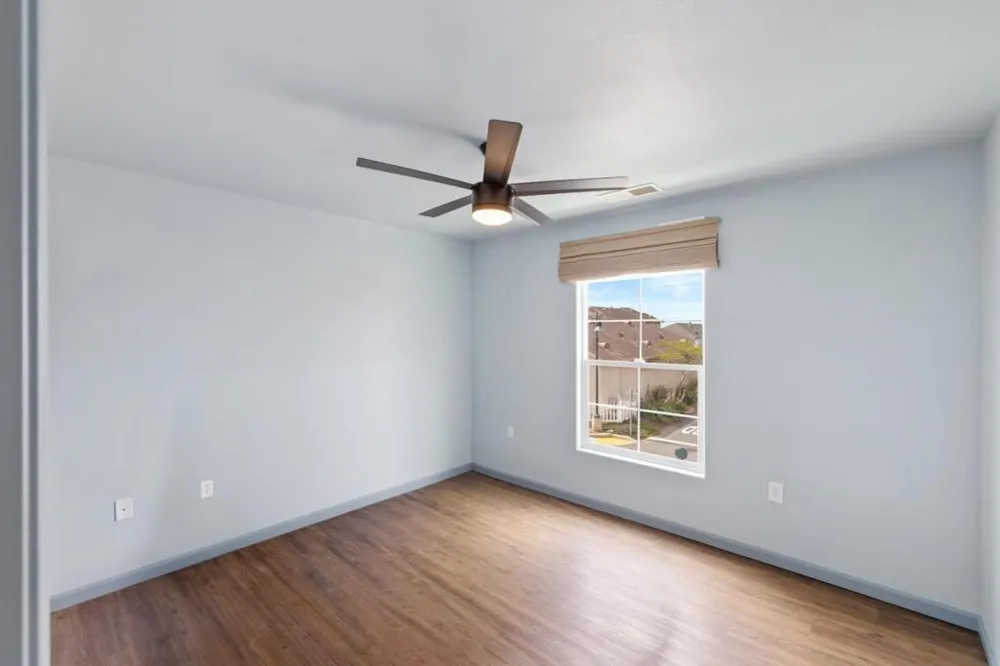 12805 Rogge Village Loop Salinas, CA 93906