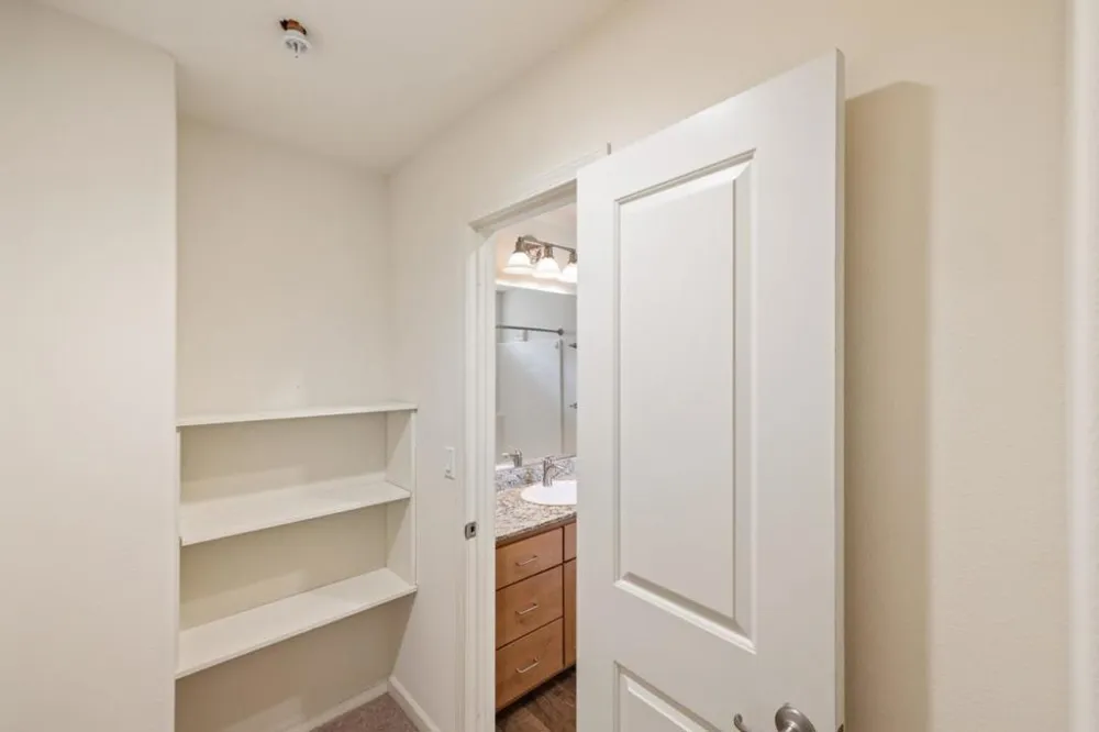 12805 Rogge Village Loop Salinas, CA 93906