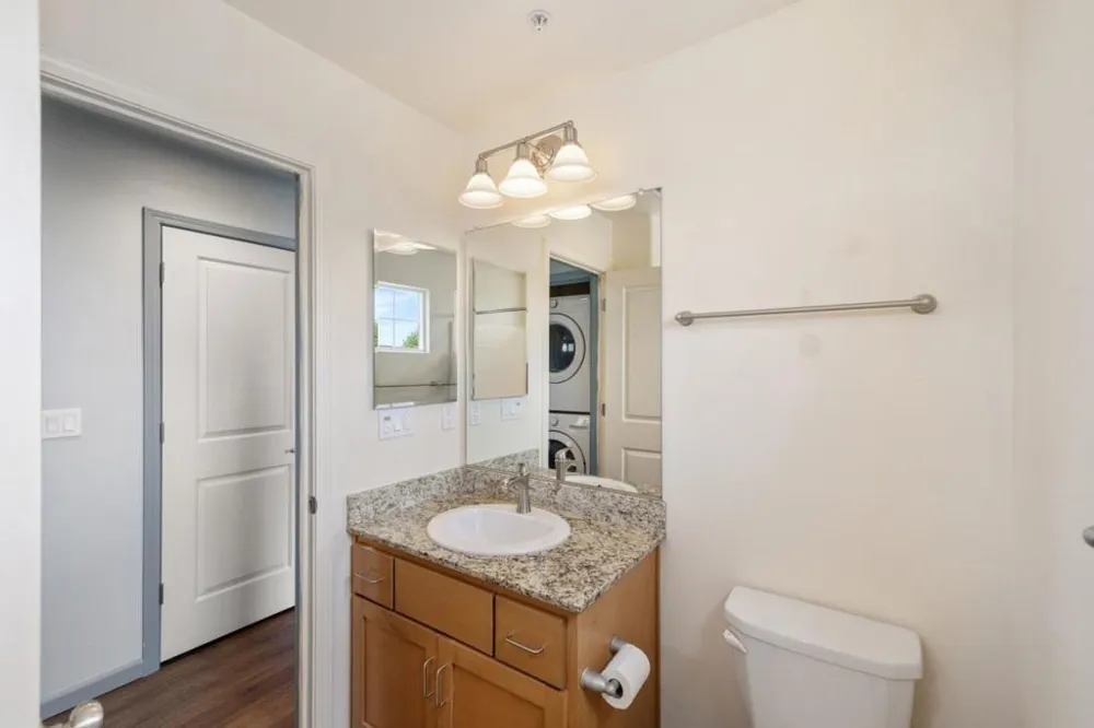 12805 Rogge Village Loop Salinas, CA 93906