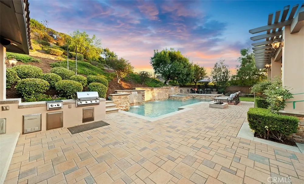 19440 Cleveland Bay Lane Yorba Linda, CA 92886