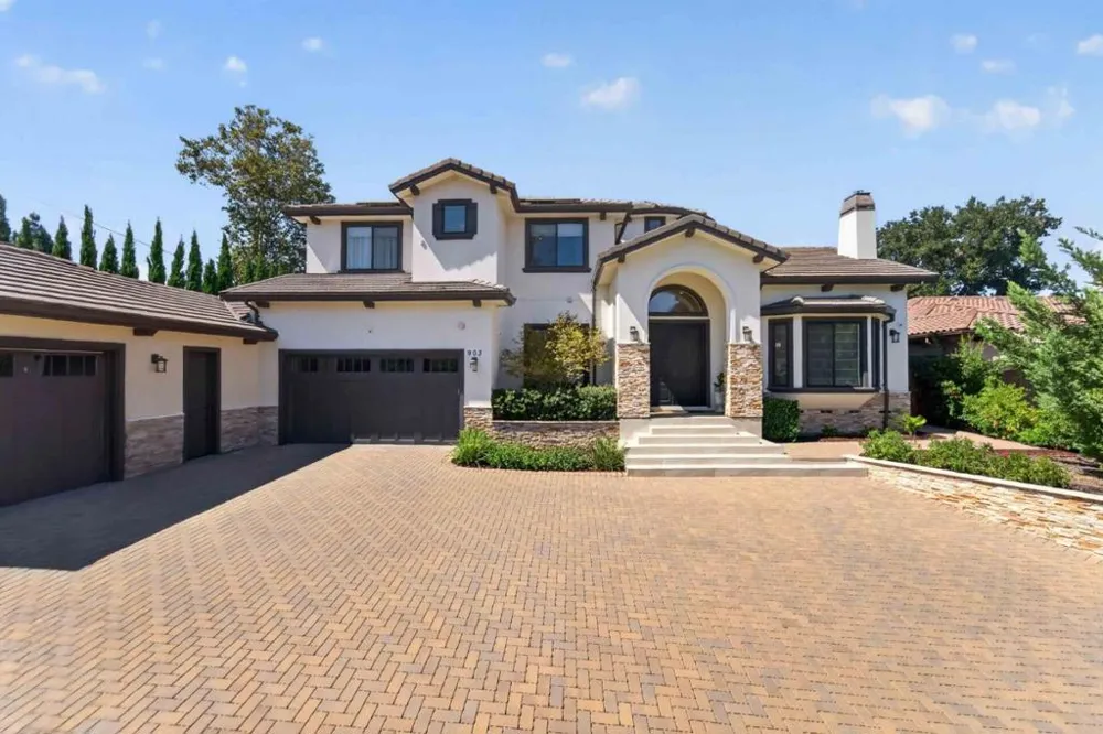903 Dry Creek Road Campbell, CA 95008