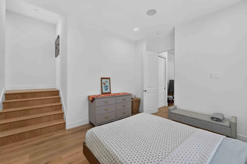 903 Dry Creek Road Campbell, CA 95008