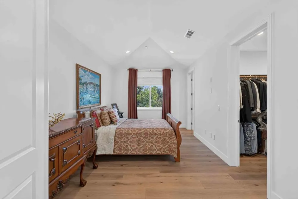 903 Dry Creek Road Campbell, CA 95008