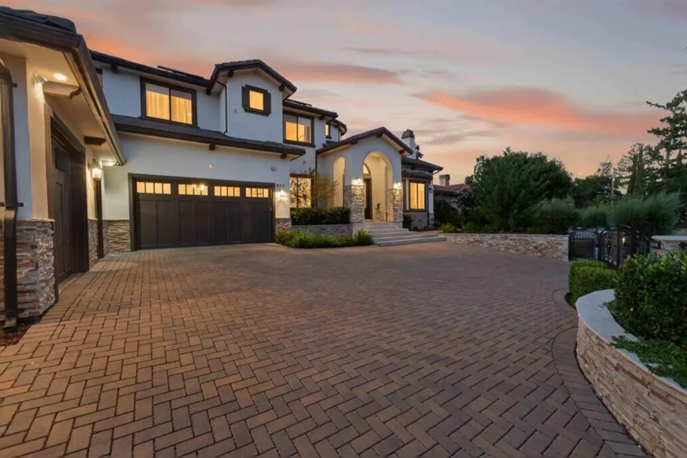 903 Dry Creek Road Campbell, CA 95008