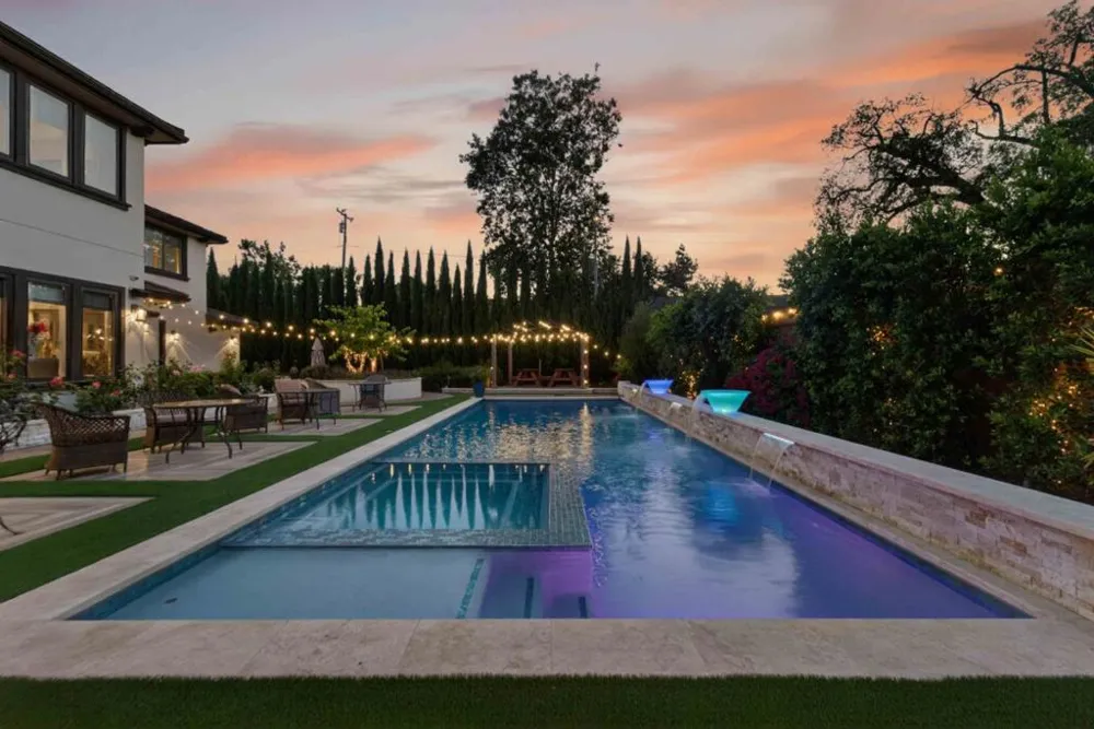 903 Dry Creek Road Campbell, CA 95008
