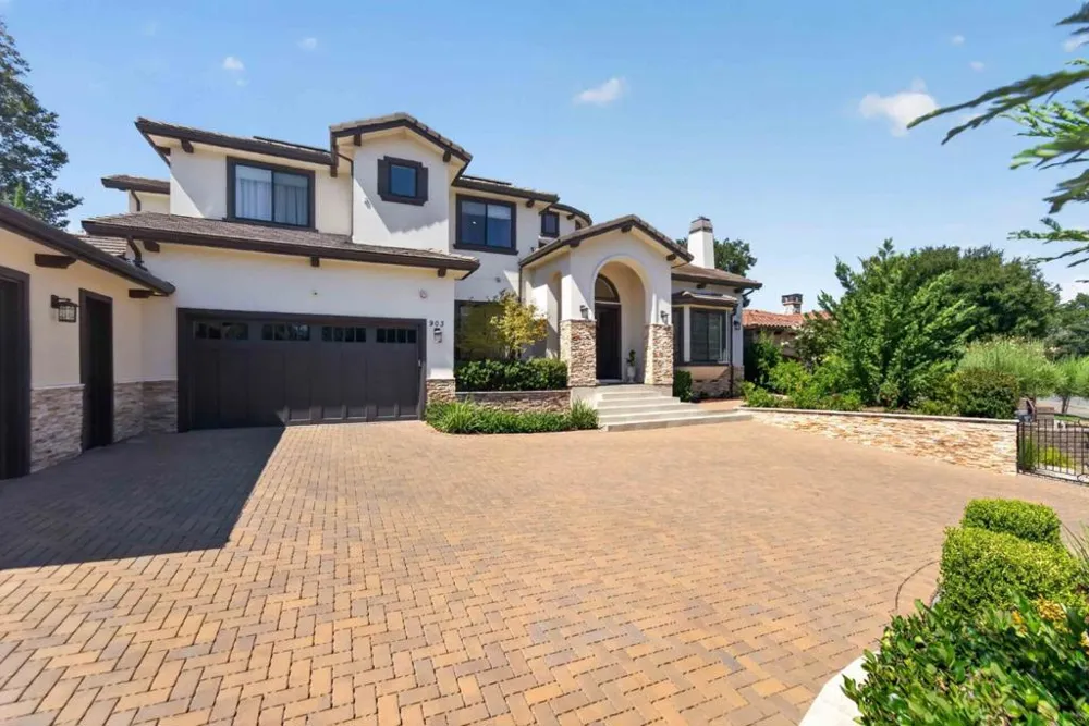 903 Dry Creek Road Campbell, CA 95008