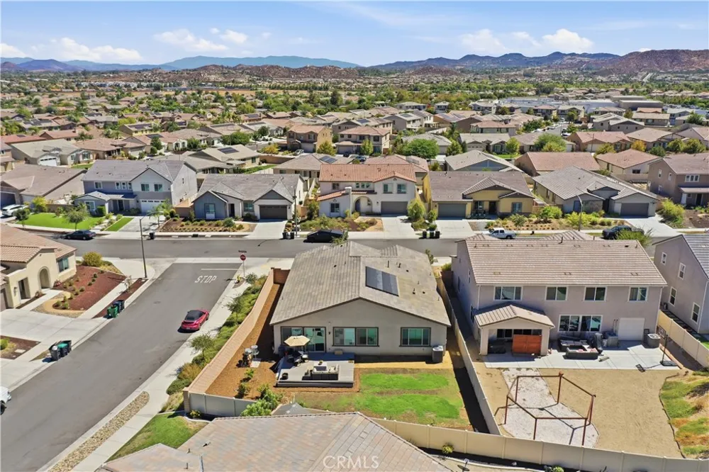 24954 Whispering Way Menifee, CA 92584