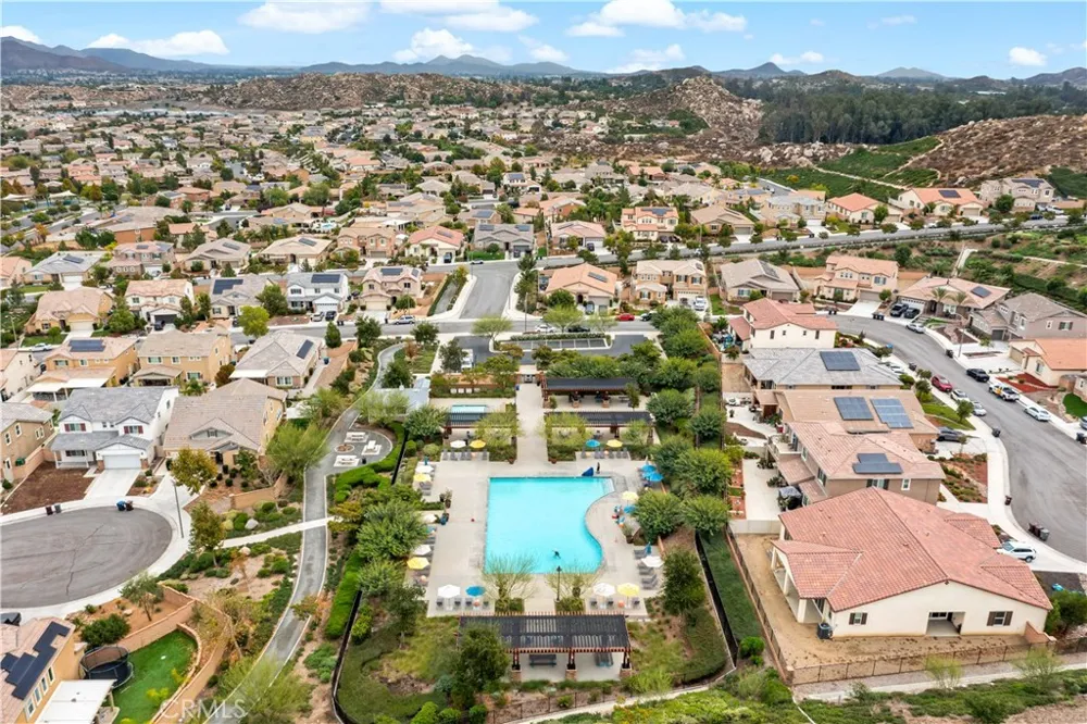 24954 Whispering Way Menifee, CA 92584