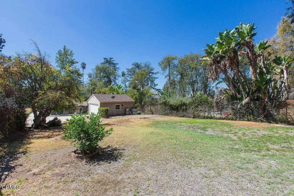 1565 Homewood Drive Altadena, CA 91001