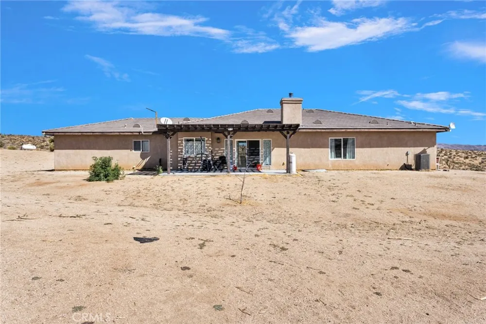 25575 Rancho Apple Valley, CA 92308