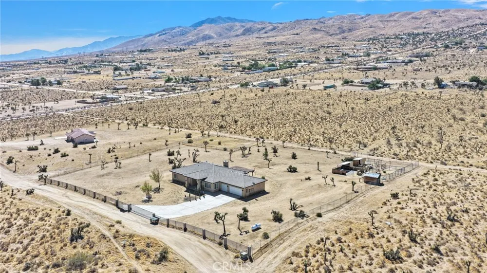 25575 Rancho Apple Valley, CA 92308
