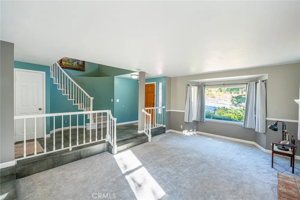 14395 Amorose Lake Elsinore, CA 92530