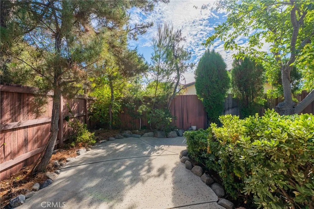 14395 Amorose Lake Elsinore, CA 92530