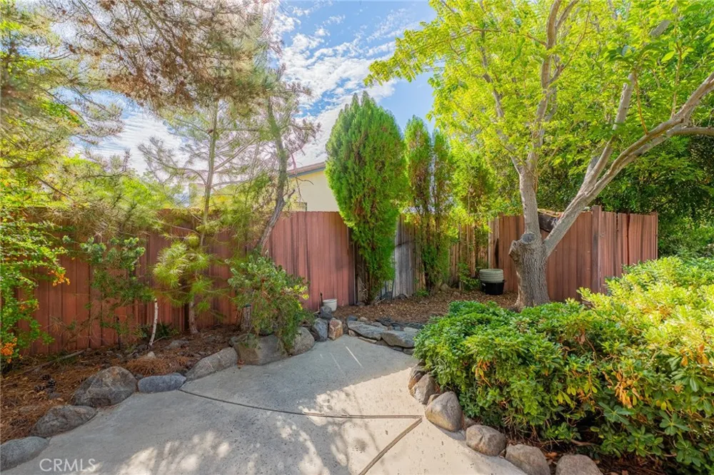 14395 Amorose Lake Elsinore, CA 92530